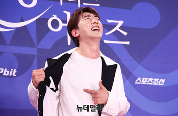 [영상] 김원훈 '빵 터지는 포토타임'