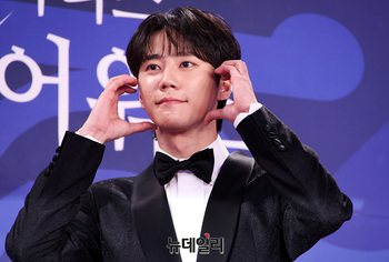 [영상] 이준영 '양볼하트'