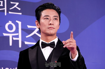 [영상] 주지훈, 진지한 표정