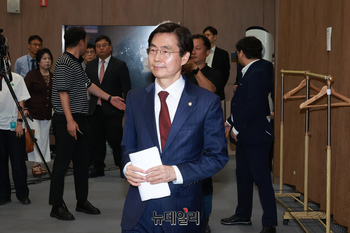 [포토] 소통관 찾은 조경태 국민의힘 의원