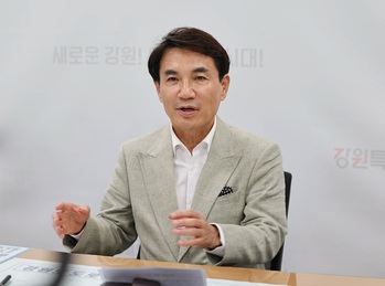 김진태 