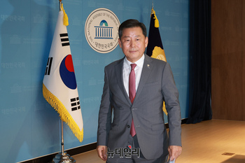 [포토] 특검 관련 입장 발표하는 이철규 국민의힘 의원