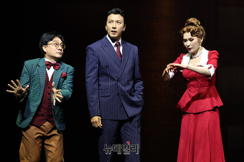 [포토] 뮤지컬 '브로드웨이 42번가' 줄리안 마쉬 박건형
