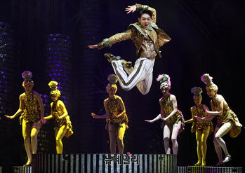 [포토] 브로드웨이42번가, 신나는 음악과 어우러진 탭댄스