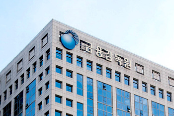 꼬리 내린 금감원 … 자동차보험 대체부품 '선택사항'으로 선회