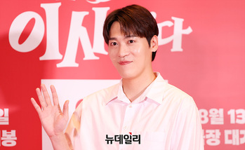 [영상] 용산 CGV  등장한 존박 