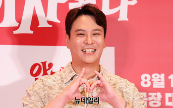 [포토] 김용주 '영화보러 왔어요'