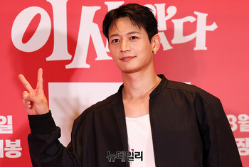 [영상] 샤이니 민호 '브이'