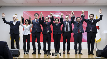 [포토] 기념촬영 하는 국민의힘 최고위원 후보들