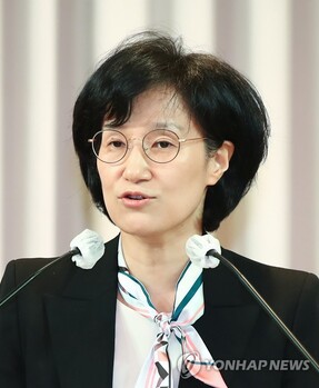 국정원 요직· 법무부·법제처이어 여가부 장관까지 '민변' … 정부 중립, '이념'에 포획