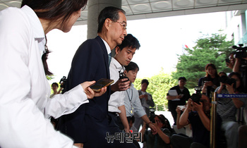 [포토] '내란특검' 출석하는 한덕수 전 총리 