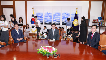 [포토] 회동 갖는 국회의장과 여야 원내대표