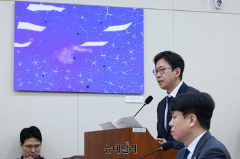 [포토] 국회 출석한 배경훈 과학기술정보통신부 장관