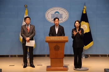 AI 인재 양성 위한 '여야 협치'… 김준혁·김대식 의원, 관련 법안 공동발의