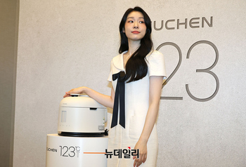 [영상] 쿠첸 123 론칭행사 참석한 김연아 