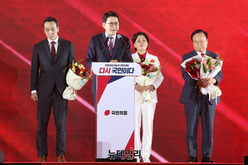 [영상] 수락연설 하는 신동욱 국민의힘 신임 최고위원