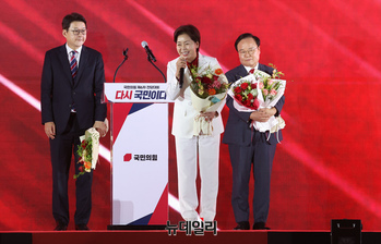 [영상] 감사 전하는 양향자 국민의힘 신임 최고위원