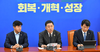 [포토] 김병기 원내대표 '2025 정기국회 관련 기자간담회'