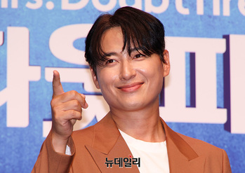 [포토] 이지훈 '곧 만나요' 