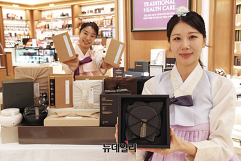 [포토] 신세계백화점 '프리미엄 한방재 선물세트' 출시