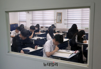 [포토] '수능 D-71' 9월 모의평가 시작