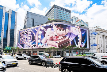 [포토] 신세계면세점, 초대형 미디어 아트 ‘폴앤바니와 함께하는 쇼핑 테마 파크’ 공개