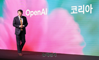 [포토] OpenAI 코리아 공식 출범 알리는 제이슨권 CSO
