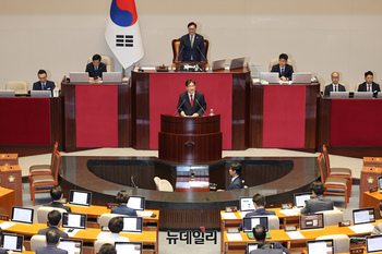 [포토] 신상발언 하는 권성동 국민의힘 의원