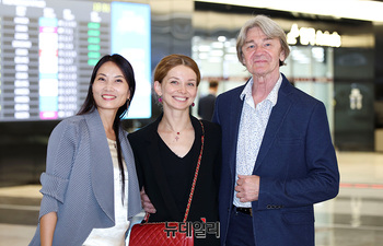 [포토] 배주윤·예브게니야 오브라초바·유리 바슈첸코, 한국대표 선발 위해 내한