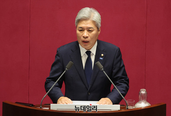 [포토] 비교섭단체 대표연설 하는 서왕진 조국당 원내대표