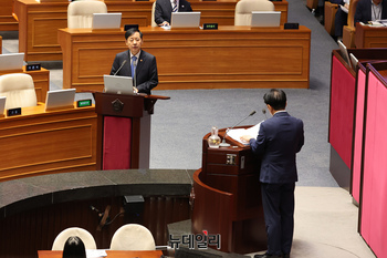 [포토] 국회 출석한 구윤철 경제부총리 