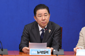 [포토] 모두발언 하는 김병기 더불어민주당 원내대표