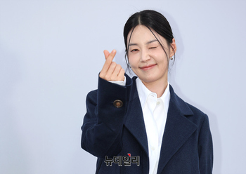 [포토] 한지혜 '런웨이 구경 왔어요'