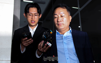 [포토] 해병특검 향하는 김계환 전 해병대 사령관 