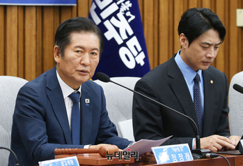 [포토] 확대간부회의서 발언하는 정청래 민주당 대표