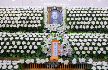 [포토] 개그맨 전유성 빈소, 서울아산병원 장례식장에 마련