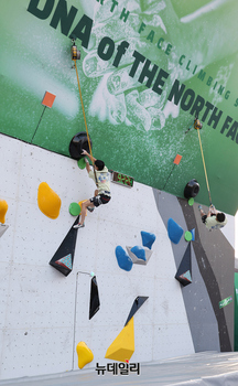 [포토] 시범경기 선보이는 신은철-천종원 선수