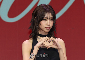 [영상] 이즈나 최정은 '단발로 인사드려요'