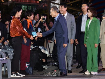 [포토] 청계천복원 20주년 기념식 참석한 MB