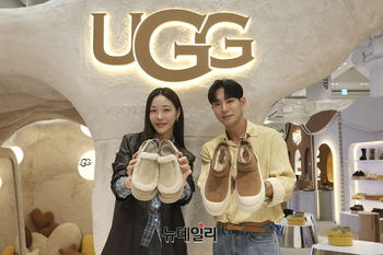 [포토] 신세계백화점 'UGG X AMBUSH 협업 신상품 단독으로 만나세요'