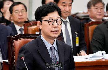 [포토] 국감 출석한 박윤주 외교부 1차관 