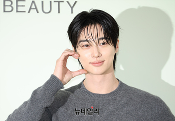 [영상] 변우석, 비 오는날도 빛남 