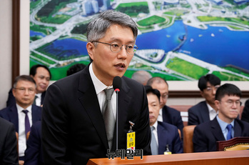 [포토] 답변하는 류긍선 카카오모빌리티 대표 