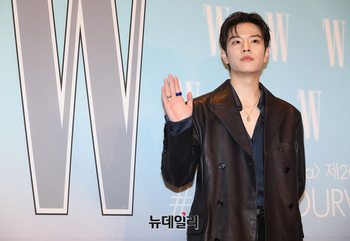 [포토] 스트레이키즈 승민 '캠페인 행사 왔어요'