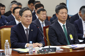 [포토] 2025 국정감사 출석한 윤영빈 우주항공청 청장