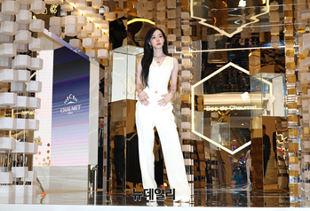 [영상] 에스파 윈터, 오늘 내가 여왕벌