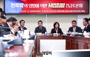 [포토] 토론회 찾은 장동혁 대표 