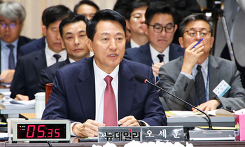 [포토] 답변하는 오세훈 서울시장 