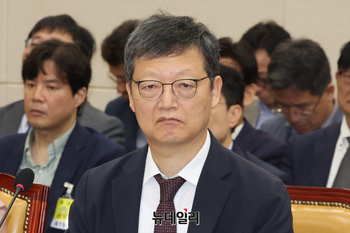 [포토] 과방위 국감 참석한 김유열 한국교육방송공사 사장