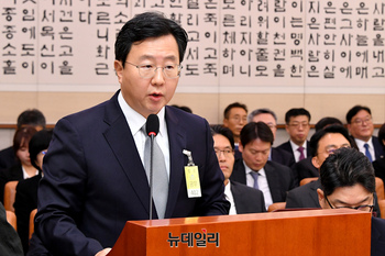 [포토] 국회 출석한 정진우 서울중앙지검 검사장